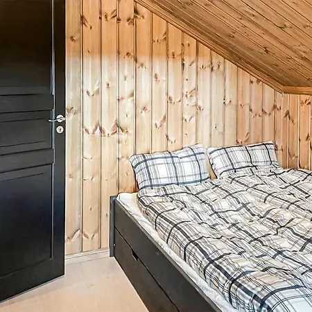 Lovely In With Sauna